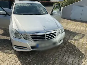 Mercedes-Benz E 220 E 220 CDI BlueEfficiency (212.002)