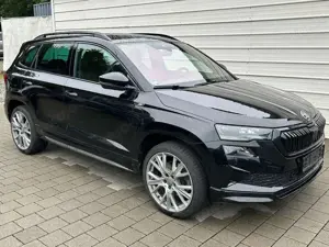 Skoda Karoq 2.0TSI DSG Sportline 4x4 Leder*Navi*SHZ*Standh