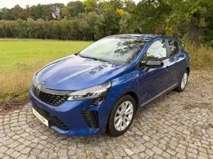 Renault Clio Evolution TCe90 *Navi *Sitzheizung* Lieferung mgl.