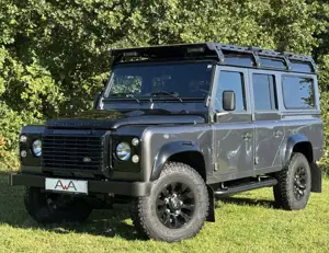 Land Rover Defender 110 SE Exclusive 7Sitz Leder Dachträger