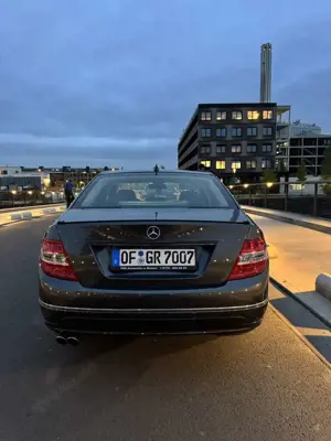Mercedes-Benz C 180 Bild 4