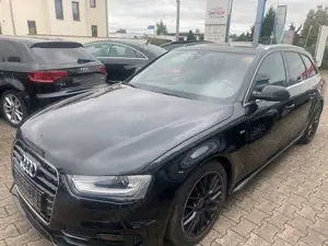 Audi A4 Avant S line Sportpaket / plus quattro