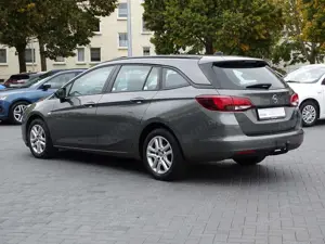 Opel Astra K Sports Tourer 1.2 Edition Klima Navi AHK Bild 3