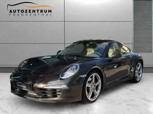 Porsche 911 s APPROVED PASM PTV PDLS STZLFT TOP SAMMLER
