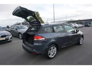 Renault Clio Kombi-TCe90-Klima-Temp-Sitzhz-Navivorber.-EU6 Bild 3