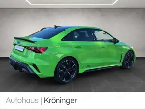 Audi RS3 RS 3 Limousine 2.5 TFSI quattro HUD PanoMassage Bild 2