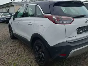 Opel Crossland 1.2 Automatik Business Edition