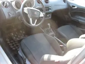 SEAT Ibiza Ibiza SC 1.6 16V Style Bild 5