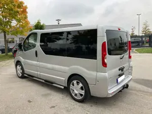 Opel Vivaro Vivaro 2.5 CDTI (DTI) 2.5 CDTI  Westfalia Bild 2