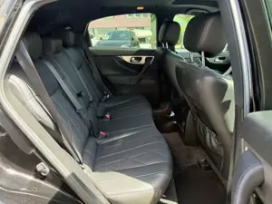 Infiniti QX70 Bild 3