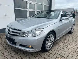 Mercedes-Benz E 200 Autom.Cabrio/SHZ/AHK/AIRSCARF/PDC/GARANTIE