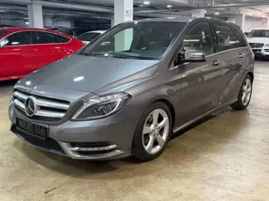 Mercedes-Benz B 180 CDI Sport Paket~Automatik~Xenon~Klima