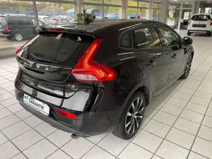 Volvo V40 Momentum *LED*NAVI*Temp*SitzHeiz*BT*DAB* Bild 5