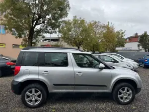 Skoda Yeti Active Plus Edition 1.2 TSI Ahk PDC 1. Hand Bild 5