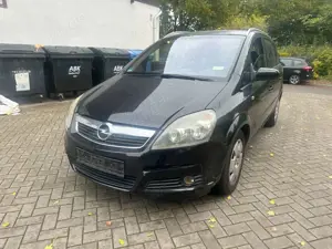 Opel Zafira Edition / Automatik / Tüv 01.2026