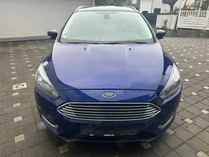 Ford Focus Titanium 1.Hand Euro6 NAVI AHK