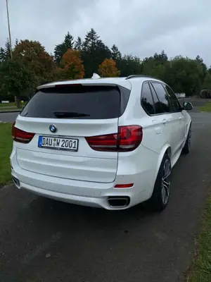 BMW X5 xDrive 30 d* M Sportpaket* HUD* HK *21“* LED* A Bild 3