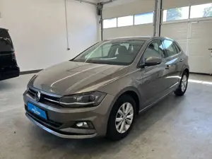 Volkswagen Polo VI 1.0 TSI Highline DSG *1-Hand *LED *SHZ *PDC*Tem