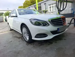 Mercedes-Benz E 220 E 220 T BlueTEC 9G-TRONICElegance