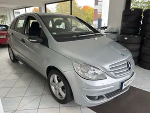 Mercedes-Benz B 170 *Sommer + Winterreifen