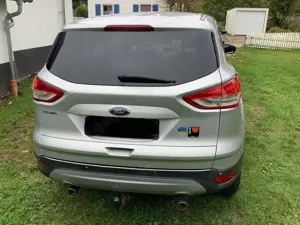 Ford Kuga 2.0 TDCi 4x4 Titanium Bild 5