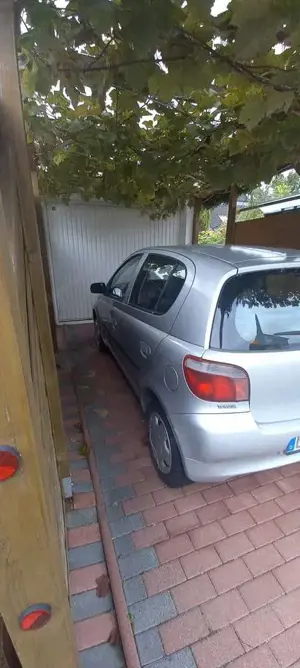 Toyota Yaris Yaris 1.3 linea sol Bild 2