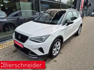 SEAT Arona 1.5 TSI DSG FR ACC NAVI LED
