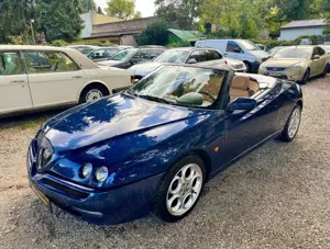 Alfa Romeo Spider Cabrio 2.0 17 Zoll Leder Klima Elektr-Verdeck