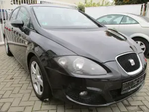 SEAT Leon Sport 1.4i Unfallfrei* Scheckheft *TÜV Neu Bild 2