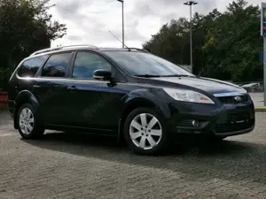 Ford Focus Style*TÜV/Service NEU*Anhängerk.*Klima*ISOFI Bild 4