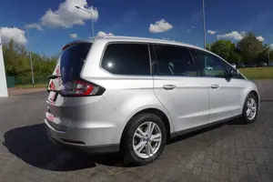 Ford Galaxy 2.0 EcoBlue Titanium LED Navi 7-Sitzer Bild 5