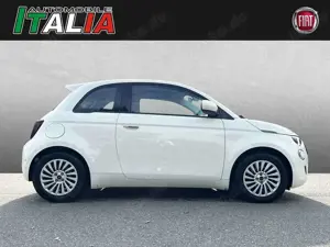 Fiat 500e 42kWh *Komfort Paket* Bild 3