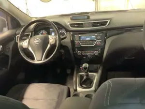 Nissan Qashqai Qashqai 1.2 DIG-T ACENTA Bild 2