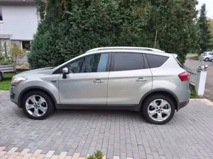 Ford Kuga Suv Bild 5