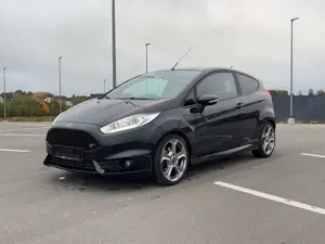 Ford Fiesta 1.6 EcoBoost ST Recaro ALU
