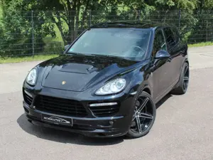 Porsche Cayenne Turbo S: Porsche-Scheckh., 22", Klappenausp., VOLL