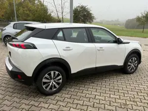 Peugeot 2008 e-2008 Active, Kamera, PDC,Eco LED, 8fach, DAB, Bild 4