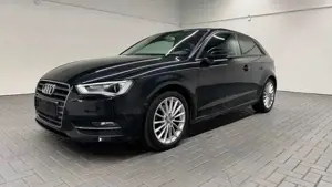Audi A3 Bi-Xenon/Navi/SHZ/PDC/Tempom./17-LM