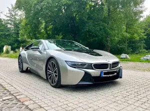 BMW i8 unfallfrei, Individual, Aerodynamikpaket