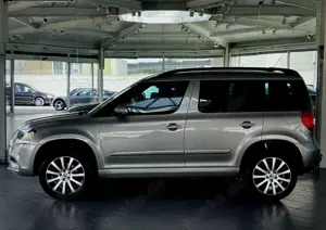 Skoda Yeti 1.4 Ambition DSG "TEMPOMAT SITZHEIZUNG AHK" Bild 4