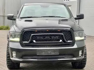 Dodge RAM 5,7  Monster XXL Crewcab Leder 4x4 Night Bild 5
