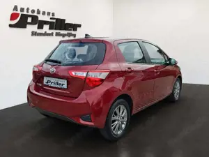 Toyota Yaris 1.5l ECVT Comfort/Design-Paket/Plus-Paket Bild 3