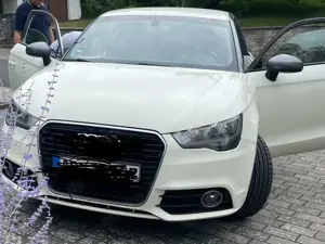 Audi A1 A1 1.2 TFSIAttraction Bild 2
