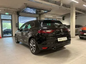 Renault Megane IV Lim. 5-trg. BOSE-Edition Klima Navi Bild 3