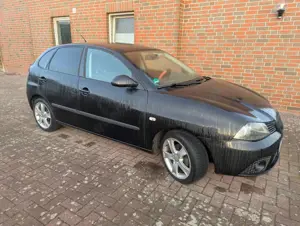 SEAT Ibiza Ibiza 1.4 16V Reference Bild 2