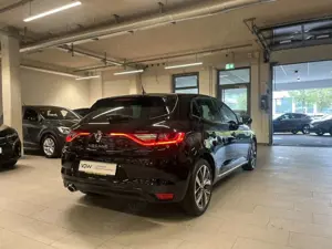 Renault Megane IV Lim. 5-trg. BOSE-Edition Klima Navi Bild 4