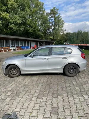 BMW 120 120d Bild 4