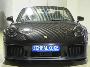 Porsche 911 Carrera GTS T-Hybrid Cabriolet