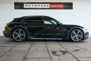 Porsche Taycan Cross Turismo 4/Offroad/P-Display/PANO/21