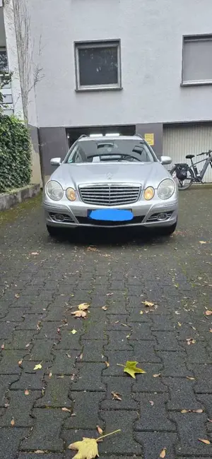 Mercedes-Benz E 200 T Kompressor Automatik Elegance